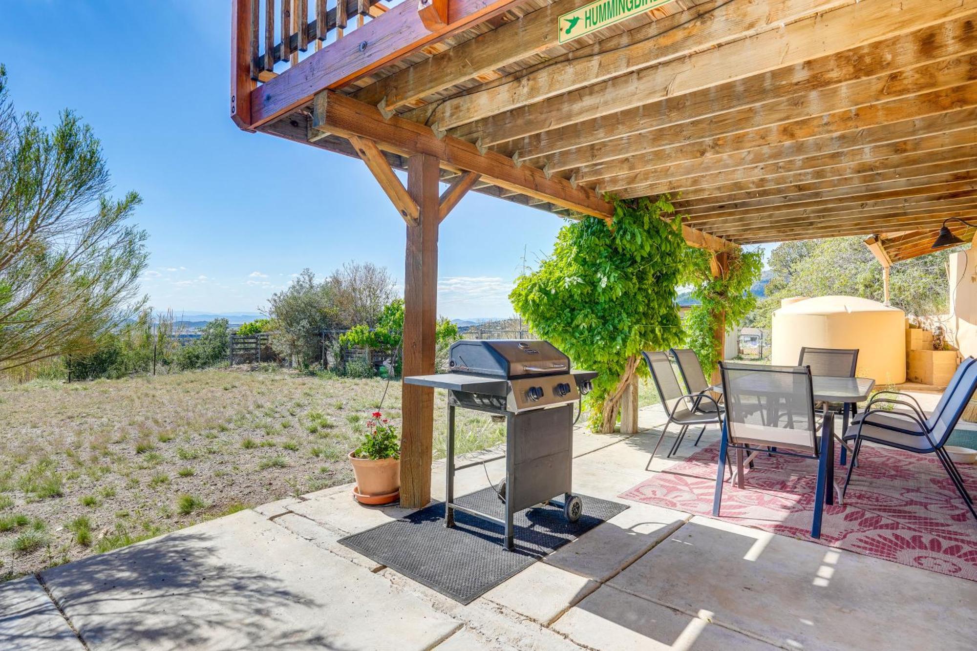 Mtn-View Home With Sauna In Prescott Valley! 객실 사진